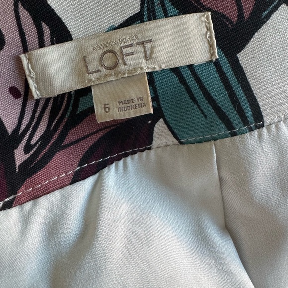 Ann Taylor LOFT pencil skirt size 6 - Picture 5 of 5